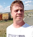 Знакомства: Максим, 30 лет, Ясный