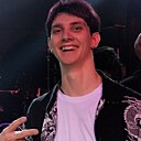 Знакомства: Артемий, 21 год, Томск