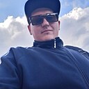 Знакомства: Александр, 22 года, Златоуст