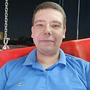 Знакомства: Кирилл, 32 года, Омск