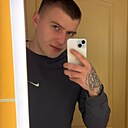 Знакомства: Иван, 27 лет, Саратов