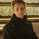 Знакомства: Кирилл, 21 год, Симферополь
