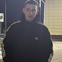 Знакомства: Кирилл, 23 года, Оренбург