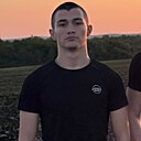 Знакомства: Валерий, 18 лет, Лабинск