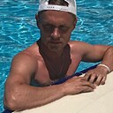 Знакомства: Олег, 35 лет, Омск