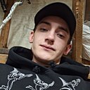 Знакомства: Михаил, 24 года, Артем