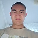 Знакомства: Хамит, 18 лет, Омск