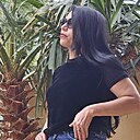 Знакомства: Tina, 38 лет, Suceava