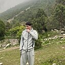 Знакомства: Elman, 20 лет, Бишкек