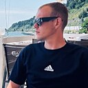 Знакомства: Максим, 26 лет, Ялта