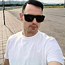 Знакомства: Антон, 35 лет, Елизово