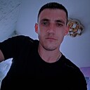 Знакомства: Юра, 30 лет, Энгельс