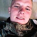 Знакомства: Denis, 22 года, Энгельс