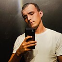 Знакомства: Андрей, 25 лет, Оленегорск