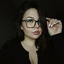 Знакомства: Юлия, 23 года, Глазов