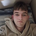 Знакомства: Макс, 20 лет, Москва