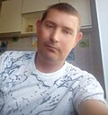 Знакомства: Антон, 31 год, Джанкой
