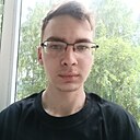Знакомства: Денис, 21 год, Вятские Поляны