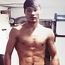 Знакомства: Azamat, 29 лет, Чирчик