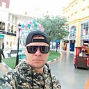 Знакомства: Денис, 33 года, Шахтерск