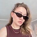 Знакомства: Виктория, 27 лет, Миллерово