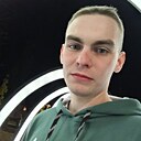 Знакомства: Александр, 24 года, Шахты