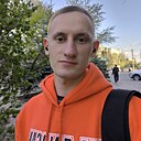 Знакомства: Максим, 21 год, Винница
