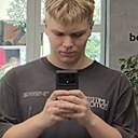 Знакомства: Илья, 21 год, Санкт-Петербург