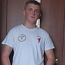 Знакомства: Виктор, 19 лет, Ребриха