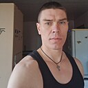 Знакомства: Илья, 39 лет, Белово