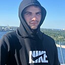 Знакомства: Олексій, 21 год, Киев