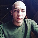 Знакомства: Максим, 27 лет, Варшава