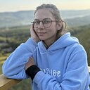 Знакомства: Валя, 27 лет, Братск