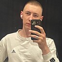 Знакомства: Виктор, 22 года, Снежногорск