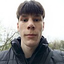 Знакомства: Максим, 18 лет, Северск
