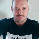 Знакомства: Артем, 33 года, Астрахань