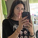 Знакомства: Алена, 18 лет, Бузулук