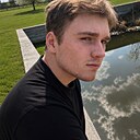 Знакомства: Филипп, 23 года, Серов