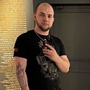 Знакомства: Александр, 29 лет, Медвежьегорск