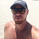 Знакомства: Артëм, 40 лет, Феодосия