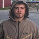 Знакомства: Ян, 24 года, Таксимо