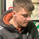 Знакомства: Данил, 18 лет, Златоуст