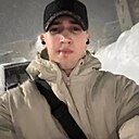 Знакомства: Илья, 22 года, Мариуполь