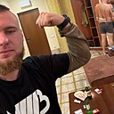 Знакомства: Евгений, 27 лет, Зеленокумск