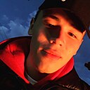 Знакомства: David, 24 года, Челябинск