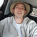 Знакомства: Максим, 22 года, Алушта