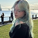 Знакомства: Маня, 18 лет, Санкт-Петербург