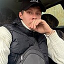 Знакомства: Илья, 26 лет, Тюмень