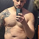 Знакомства: Артем, 31 год, Иркутск
