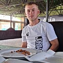 Знакомства: Максим, 23 года, Явленка